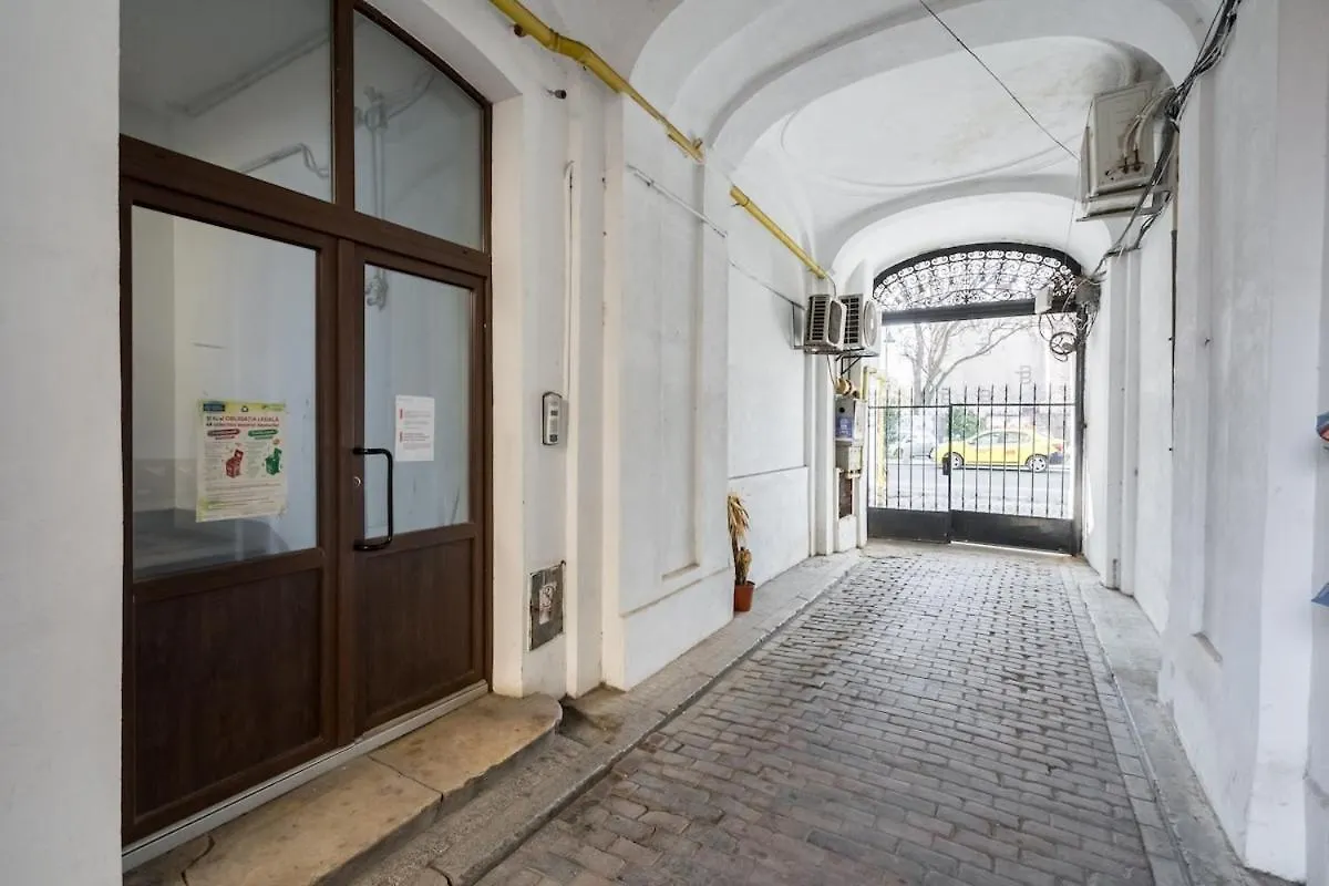 Ferienwohnung Sunny Large Flat - Amzei Square - Superb Balcony Bukarest Apartment