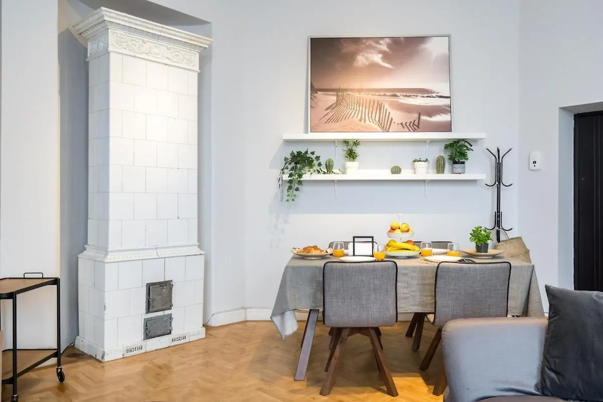 Apartment Ferienwohnung Sunny Large Flat - Amzei Square - Superb Balcony Bukarest
